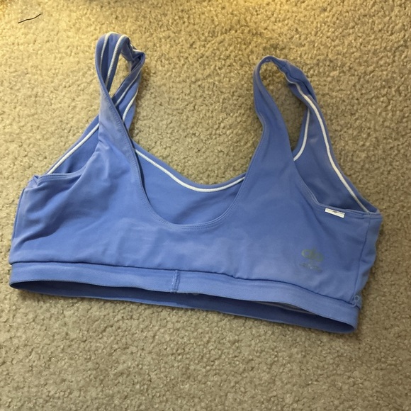 ALO Yoga Light Blue Tank Top with White Trim - Picture 5 of 7